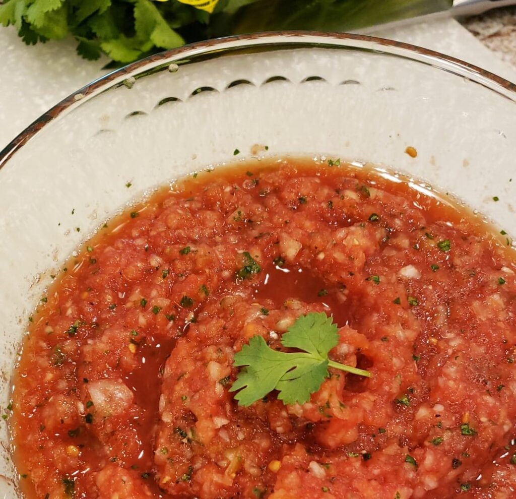 Final photo of the finished 'quick and easy homemade salsa' recipe 